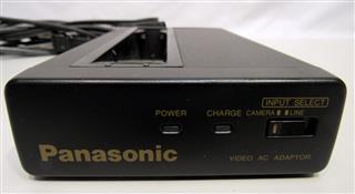Vtg Panasonic Omnimovie VHS HQ Camcorder Soulder Mount Records to VHS W/Bag